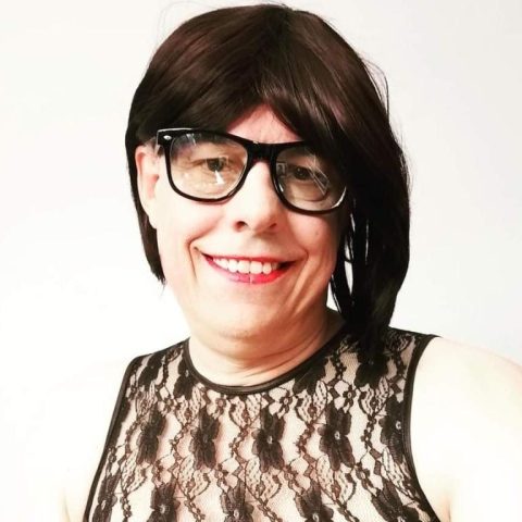 Sexy trangender man acts like sexy woman