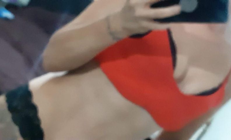 MF COUPLE REQUIRE A SEXY GIRL FOR A ALL MORNING THREESOME IN a t