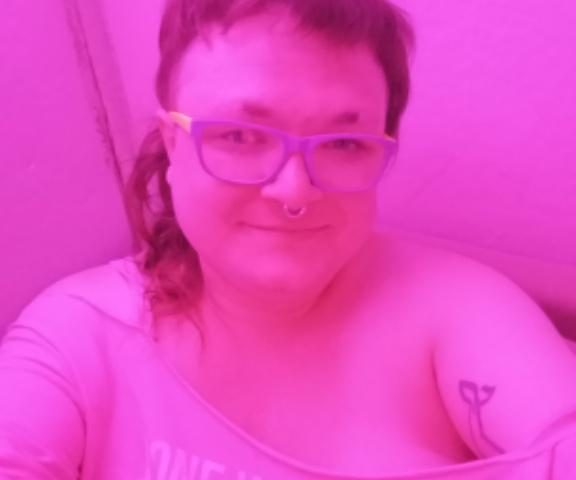 Sexy TS Nyx, plus size alternative trans woman