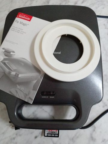 Sunbeam Pie Magic Traditional – Pie Maker – Used once!