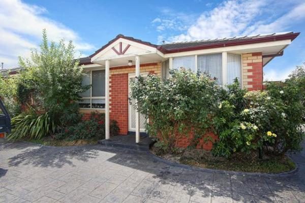 2 BR – 2 Bedroom, Villa Pascoe Vale VIC