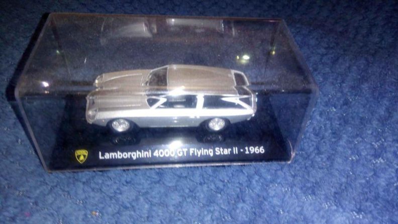 Lamborghini 4000 flying star 2 1966,1 43 scale