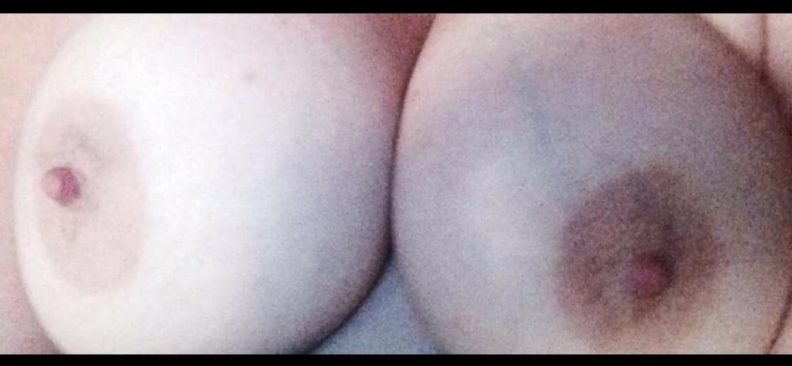 Busty Bella