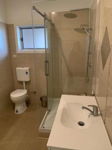 4 BR – 4 Bedroom House With Renovated For Rent At 520