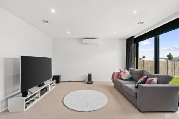 4 BR – 4 Bedroom, House Traralgon VIC