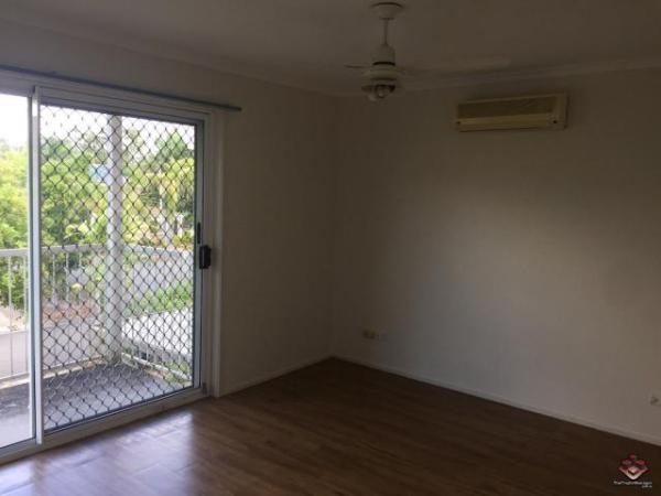 3 BR – 3 Bedroom House With Den For Rent At 460